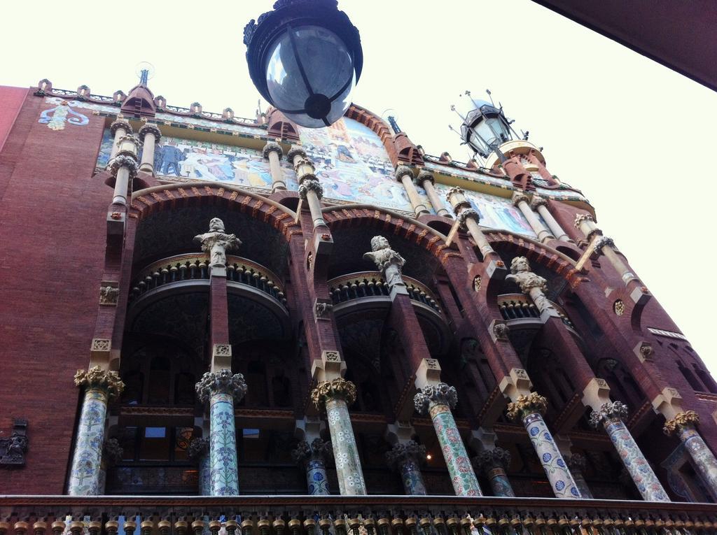 Eixample Patio Views With Amazing Terrace Apartment Barcelona Exterior photo